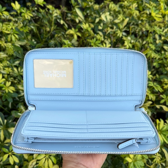 Michael Kors Jet Set Travel LG Continental Wallet  Wristlet Pale Ocean - Picture 4 of 14